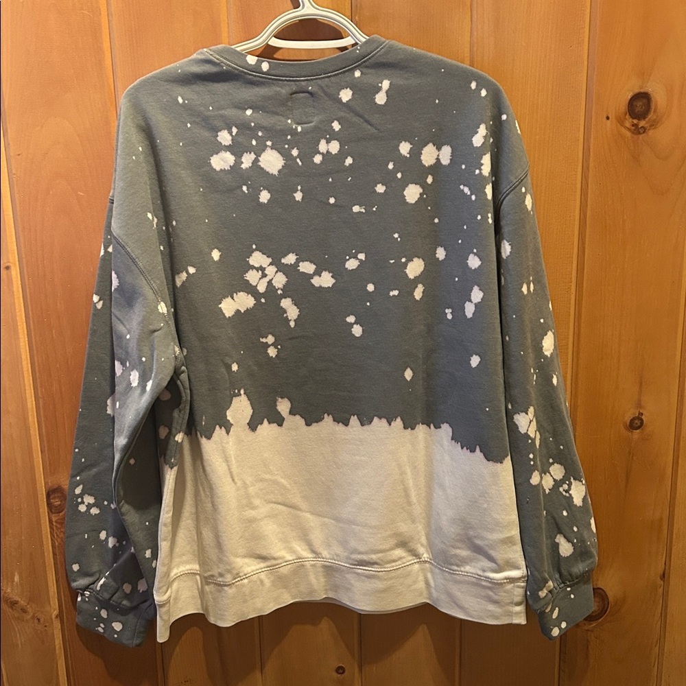 Women's New York Giants Gray and White Sweatshirt - Picture 3 of 5